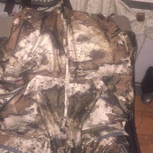 NWOT cabellas bibs